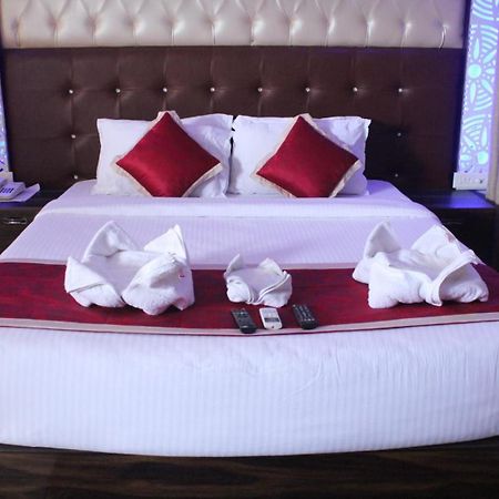 Royal Villa Beach Resort Govind Nagar Екстер'єр фото