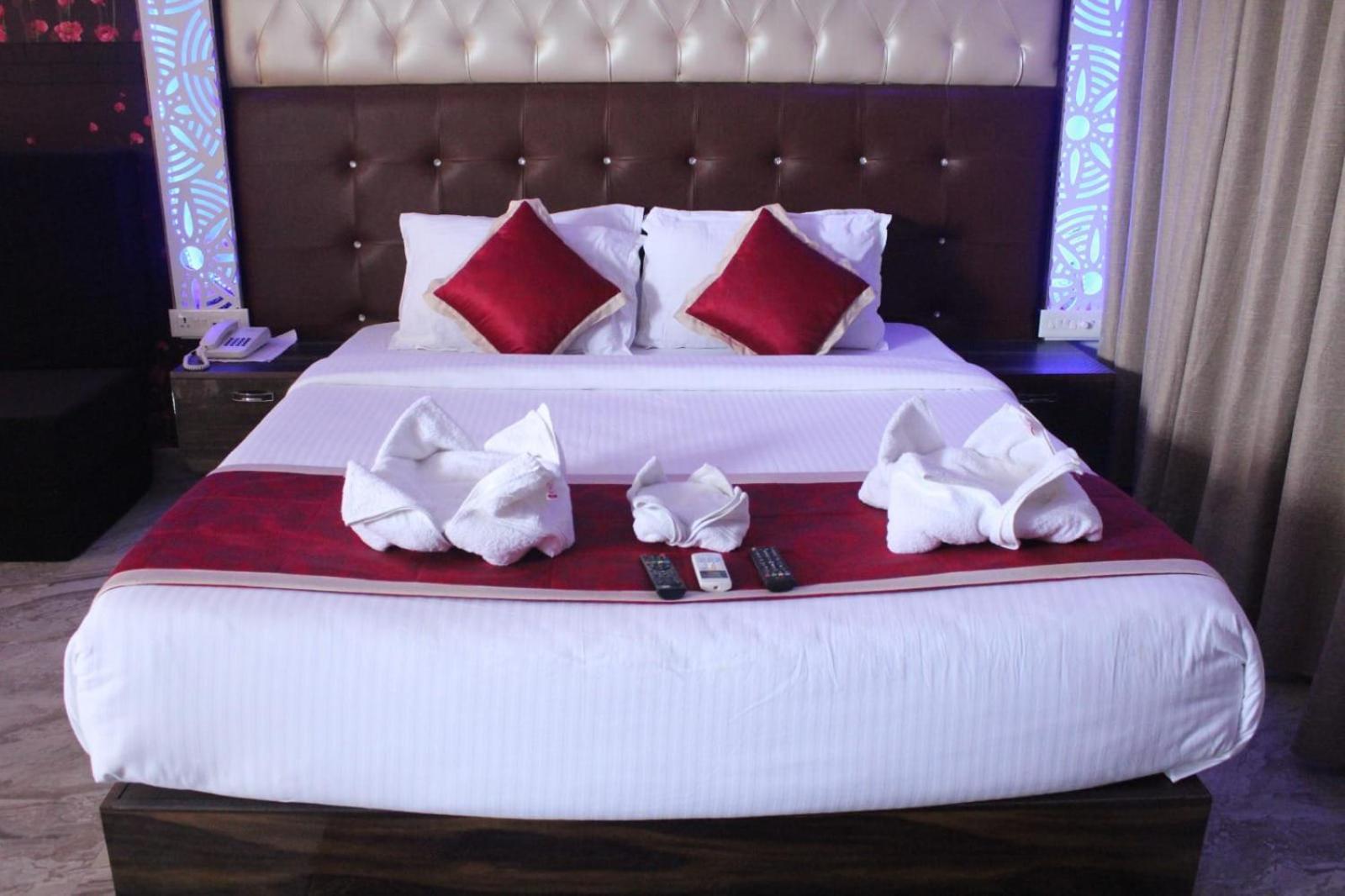 Royal Villa Beach Resort Govind Nagar Екстер'єр фото